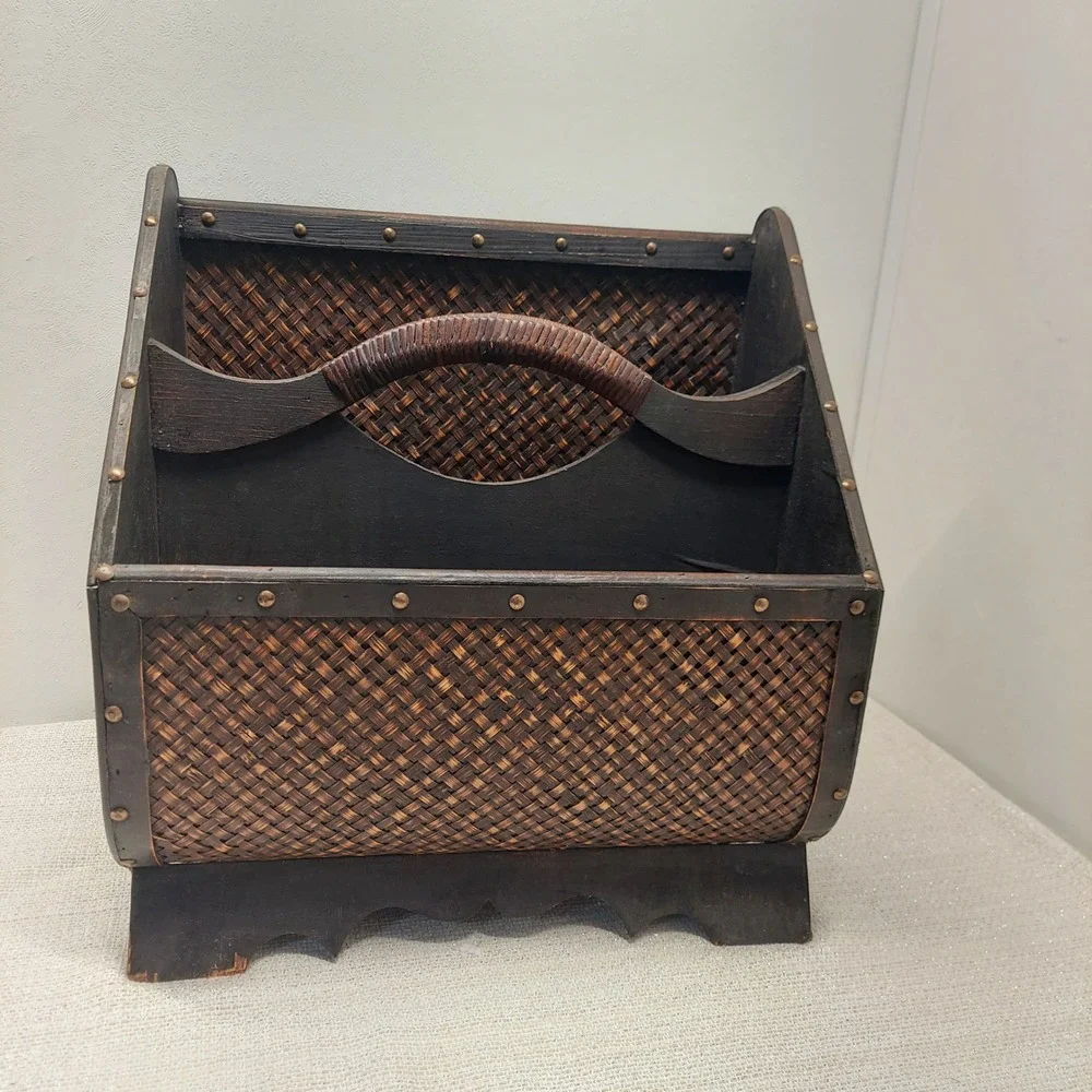Large Wood Woven Wicker Ratan Magazine Rack Brown Metal Studded Floor Caddy